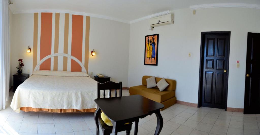 Real Avenida Hotel Tuxtla Gutiérrez Стая снимка